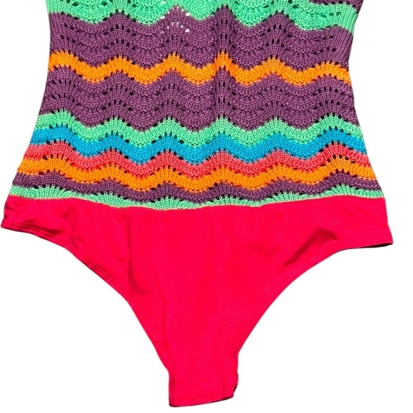 FOREVER 21  New Look Crochet multicolored bodysuit Size Small - Picture 5 of 5
